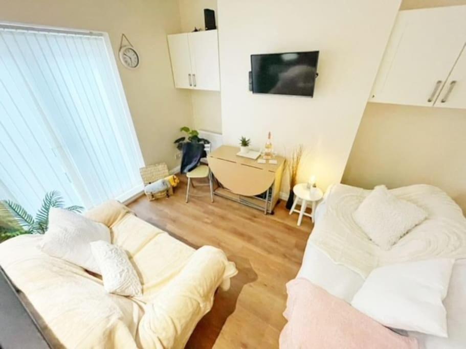 5 Bedroom, Sleeps 9 - Base To Explore Liverpool And Beyond 리버풀 외부 사진