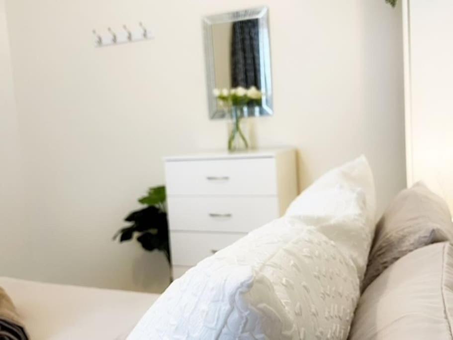 5 Bedroom, Sleeps 9 - Base To Explore Liverpool And Beyond 리버풀 외부 사진