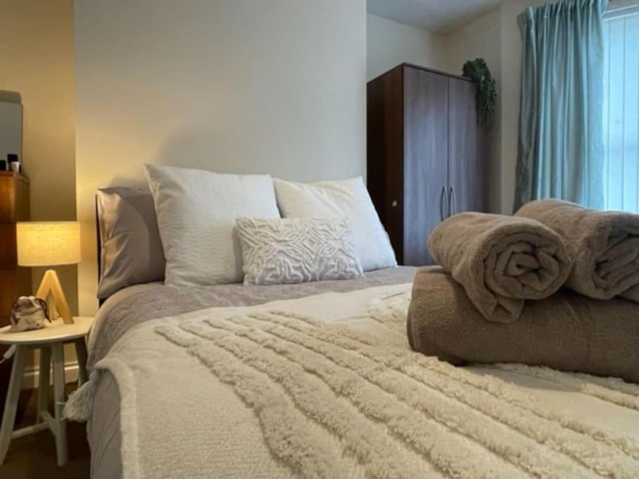 5 Bedroom, Sleeps 9 - Base To Explore Liverpool And Beyond 리버풀 외부 사진