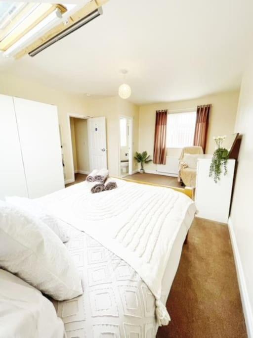 5 Bedroom, Sleeps 9 - Base To Explore Liverpool And Beyond 리버풀 외부 사진