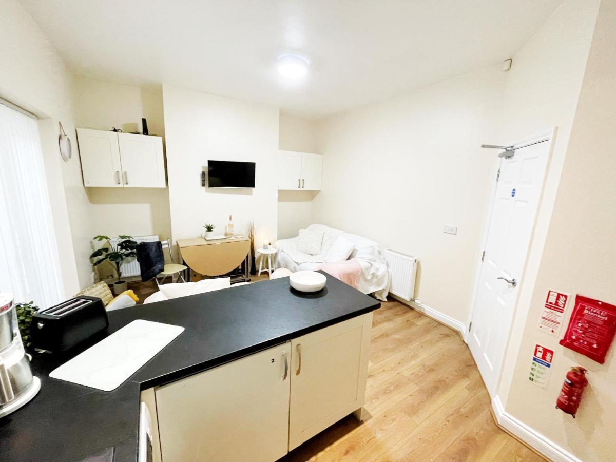5 Bedroom, Sleeps 9 - Base To Explore Liverpool And Beyond 리버풀 외부 사진