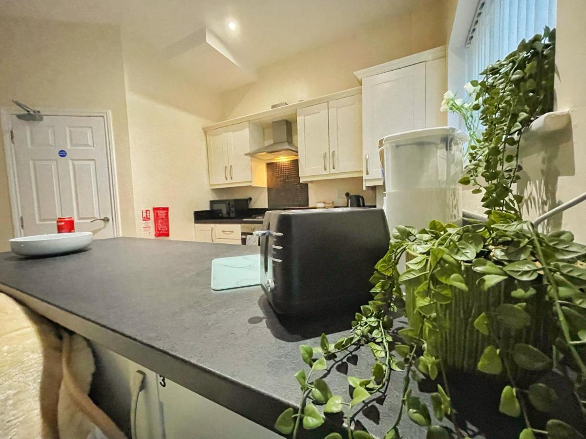 5 Bedroom, Sleeps 9 - Base To Explore Liverpool And Beyond 리버풀 외부 사진